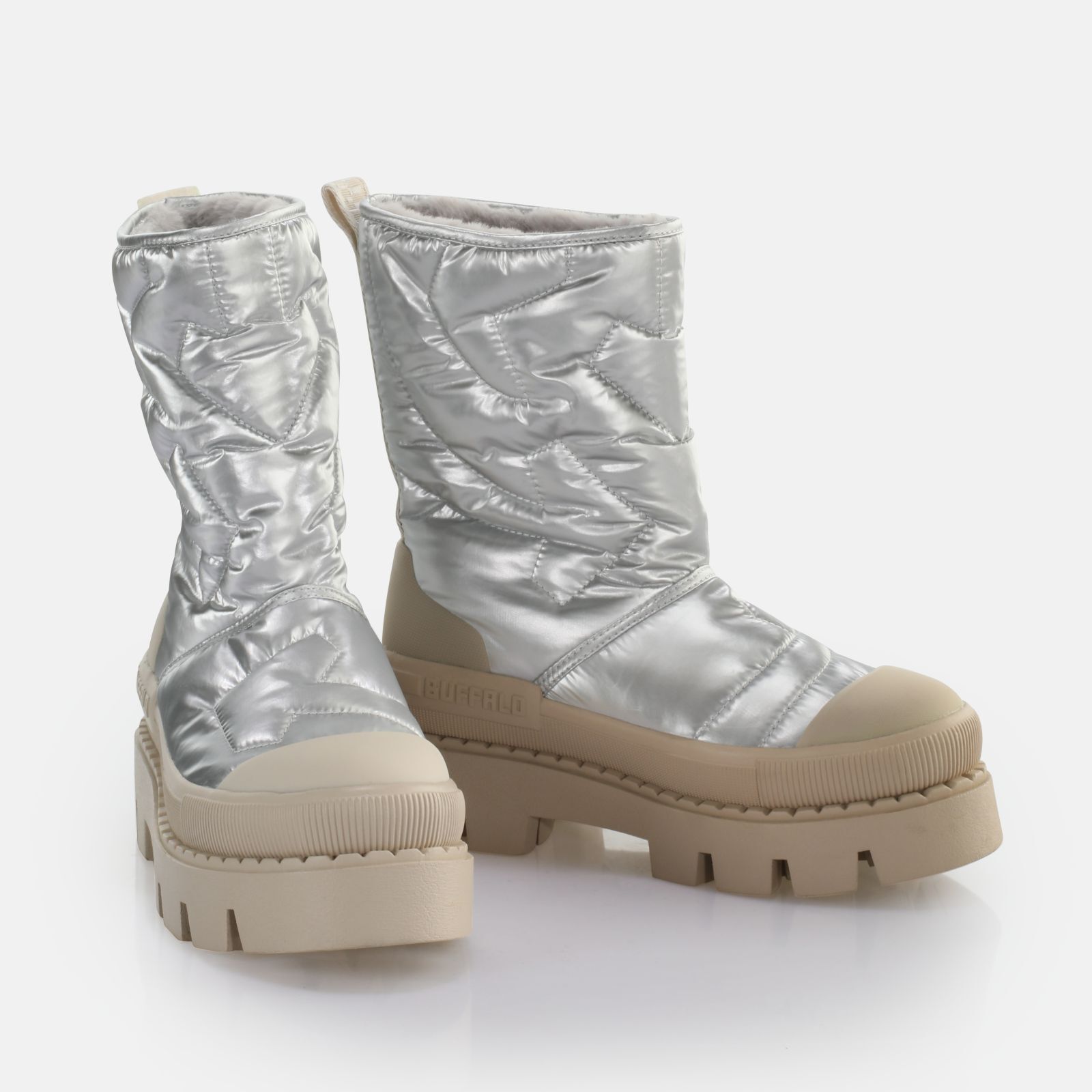 Silver hot sale snow boots